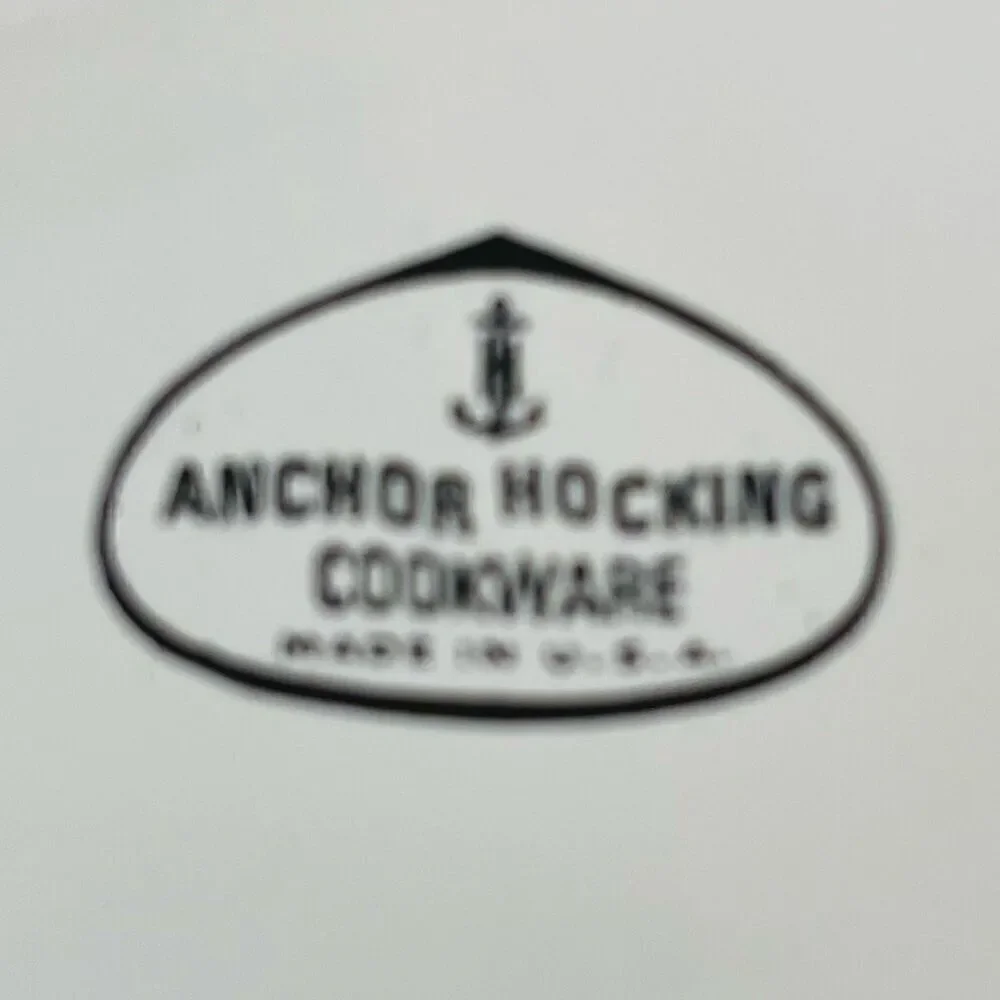 VTG Anchor Hocking Black Wheat Casserole Dish   GUC
